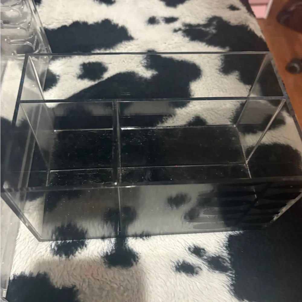 Clear Acrylic 6-Drawer Makeup Organizer - Transparent Storage
